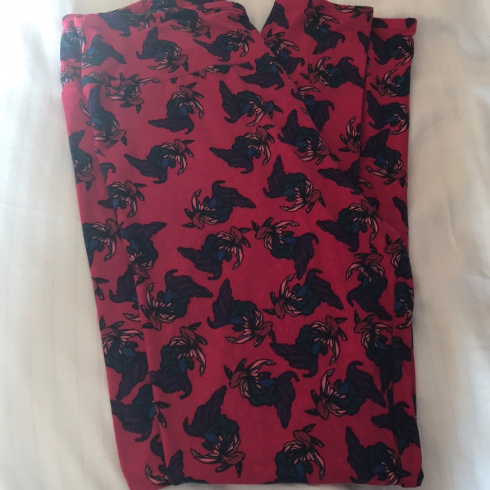 Leggings 92% poly 8% spandex worn once